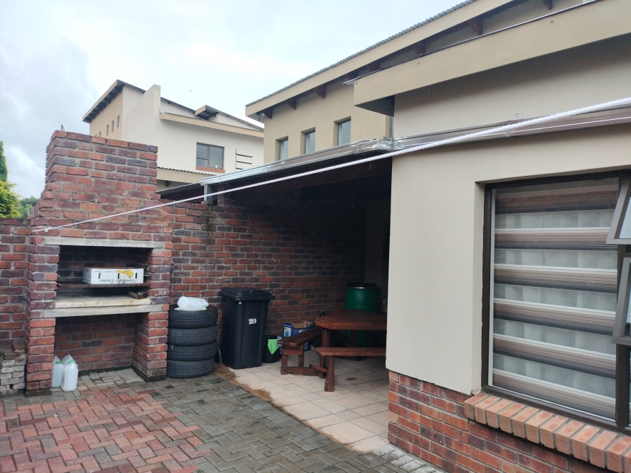 To Let 3 Bedroom Property for Rent in Waterval East North West